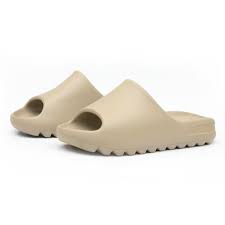 Chinelo nuvem